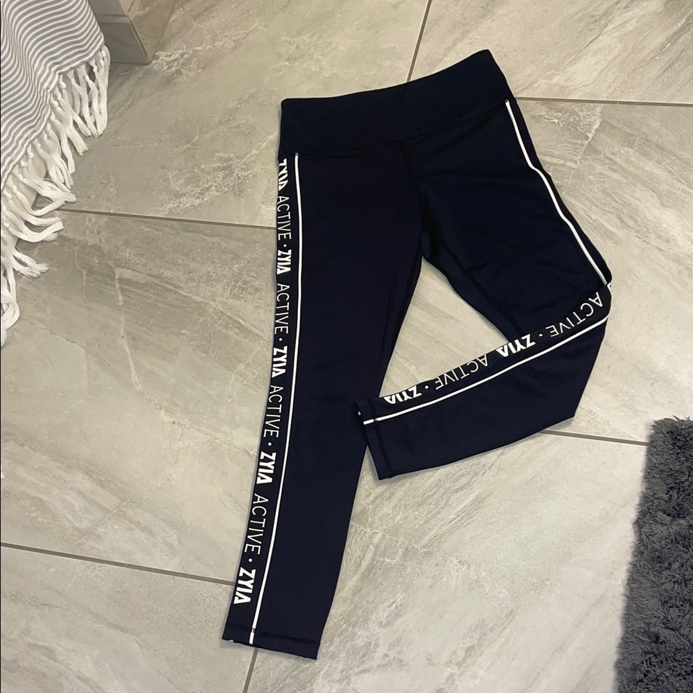 Women’s Zyia Active Light n Tight Workout Leggings